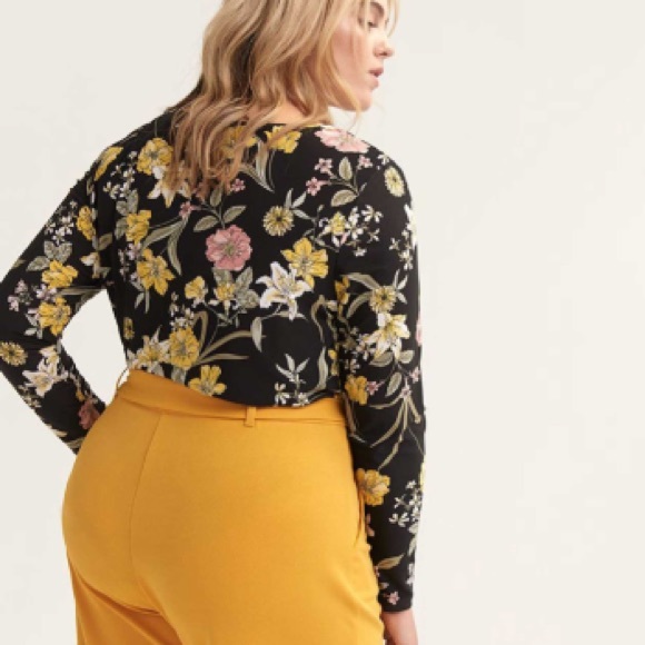 Addition Elle Floral Surplice Bodysuit Black 1X - Picture 2 of 7